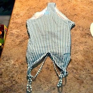 Striped baiting suite